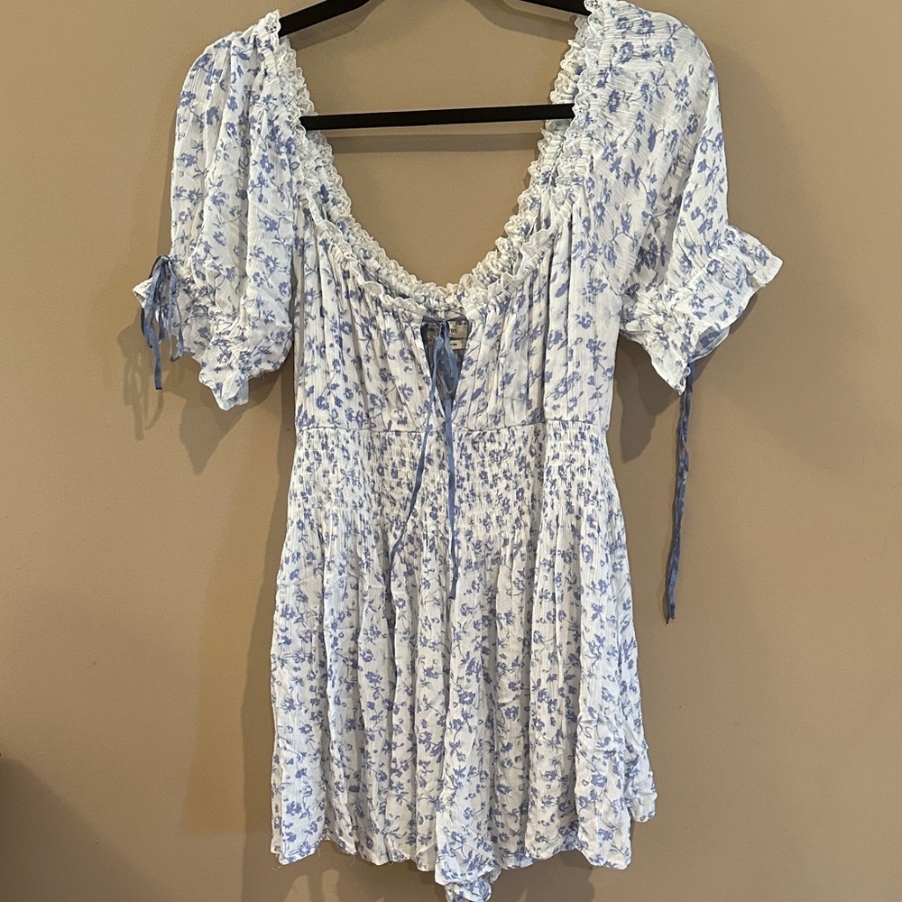 Urban Outfitters Laura Floral Ruffle Romper - Picture 2 of 8